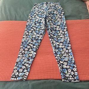 Aerie Blue Floral 7/8 Leggings